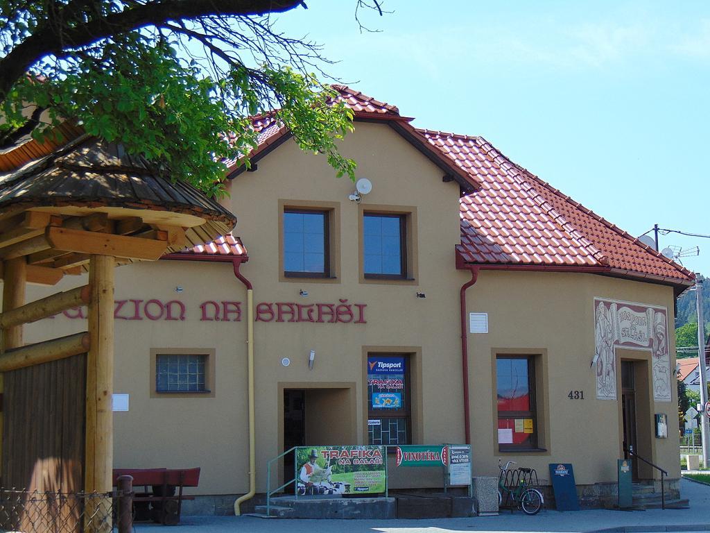 Penzion A Restaurace Na Salasi Hutisko ภายนอก รูปภาพ