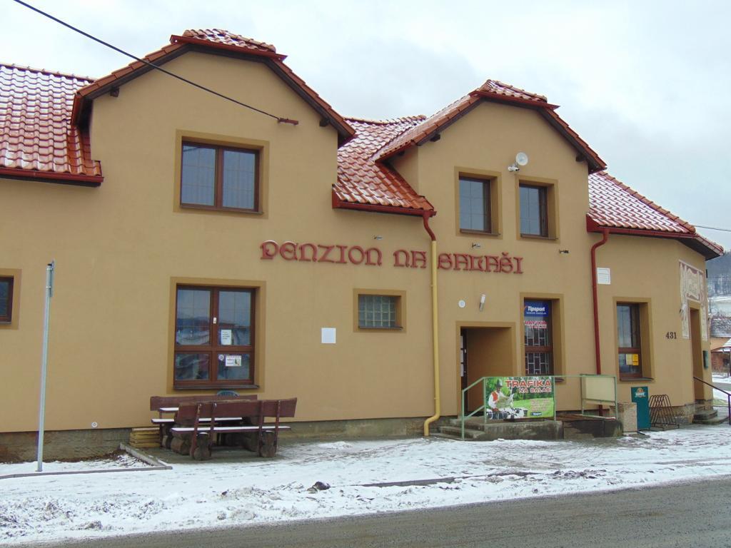 Penzion A Restaurace Na Salasi Hutisko ภายนอก รูปภาพ